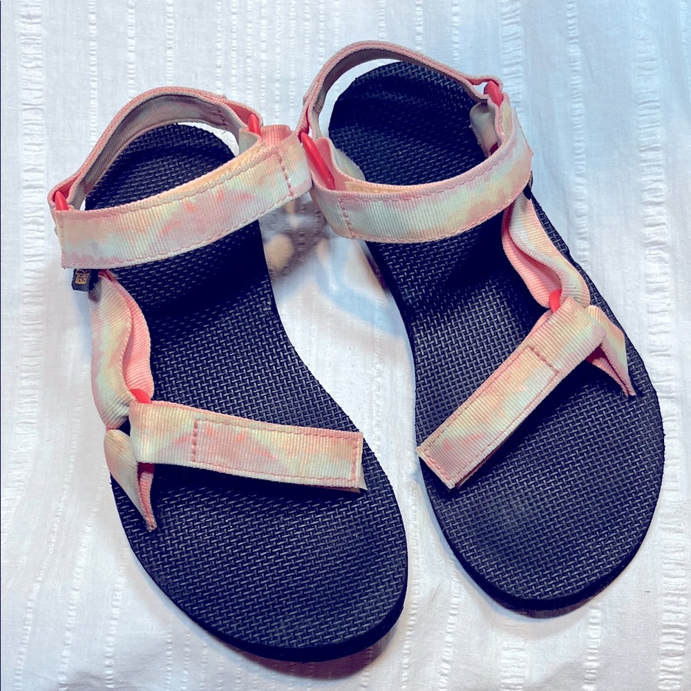 Teva Original Universal Pink Tie-Dye Women’s 9 Sandals Vegan